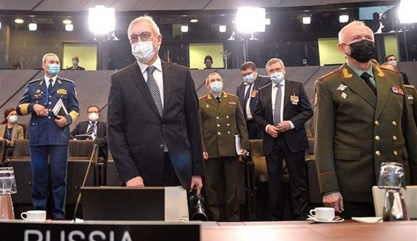 پایان بی‌نتیجه نشست شورای روسیه-ناتو/ مسکو منتظر توضیح بروکسل درباره علت رد پیشنهاداتش است
