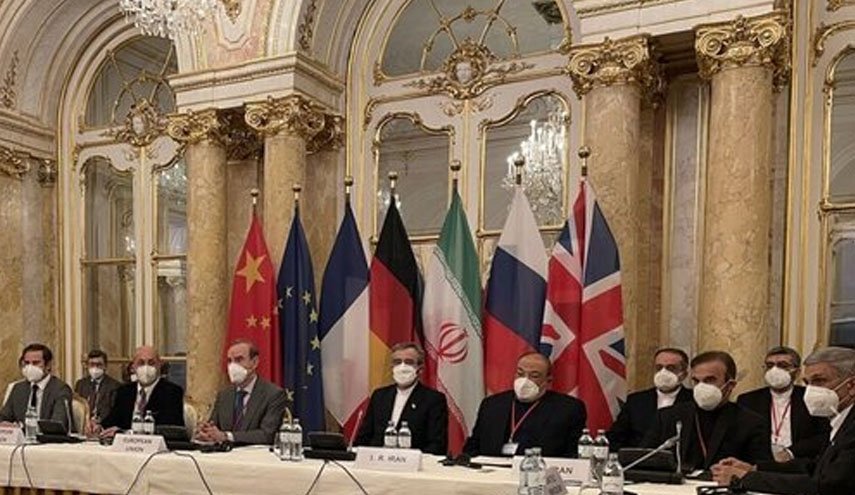 ادامه رایزنی‌های دیپلماتیک در وین/ نمایندگان ایران راهی هتل کوبورگ شدند