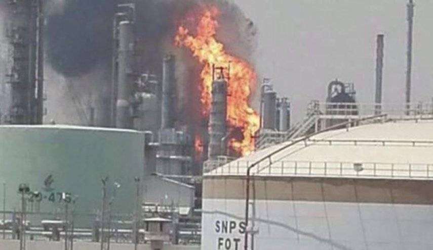 آتش‌سوزی در پالایشگاه بندر «الاحمدی» کویت