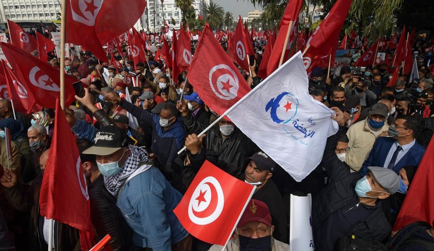 تونس.. 'النهضة' تتهم السلطات بمحاولة السيطرة على الإعلام الحكومي