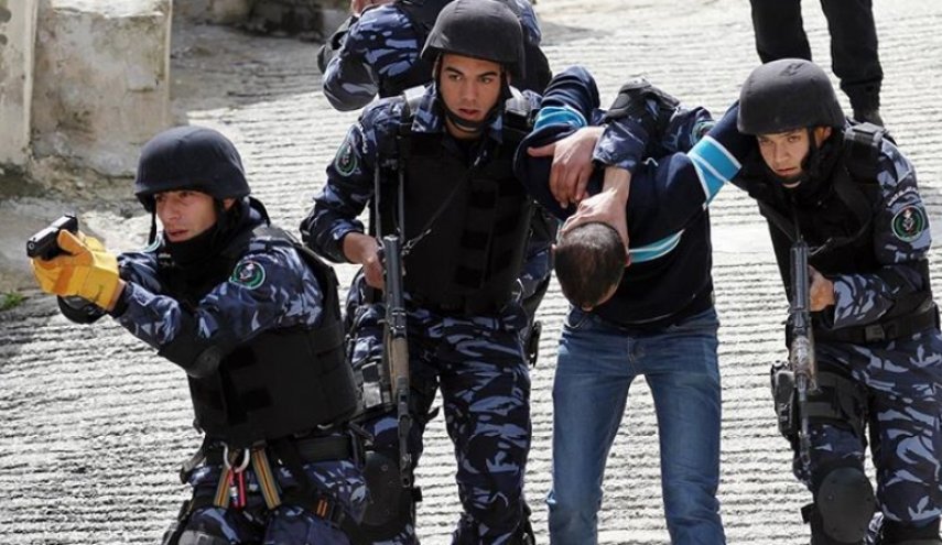 أجهزة السلطة الفلسطينية تواصل اعتقال الفلسطينيين والأسرى المحررين