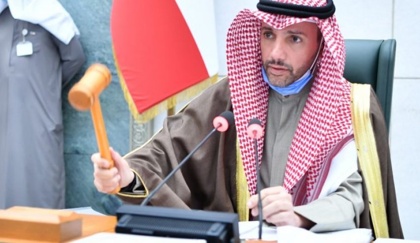 الكويت: برلمانيون يطالبون بحجب الثقة عن وزير الدفاع