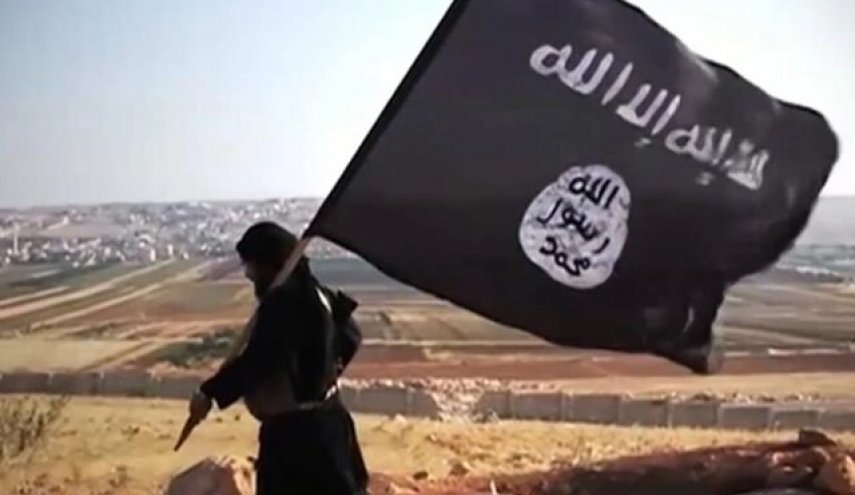 داعش مسؤولیت انفجار مقر ارتش لیبی را برعهده گرفت
