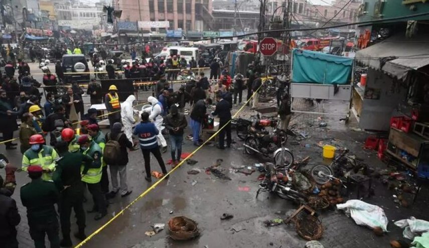 مصرع شخصين على الأقل وإصابة 22 آخرين في انفجار بلاهور الباكستانية