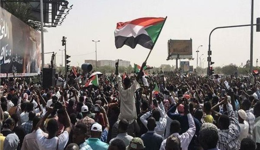 سودان، در آستانه تظاهرات و حکایت تعهد دولت برای تأمین امنیت معترضان