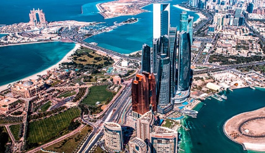 الخارجية الأمريكية تحث مواطنيها على إعادة النظر في أي خطط للسفر إلى الإمارات