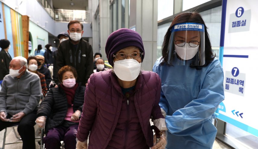 كوريا الجنوبية تسجل أعلى حصيلة يومية بعدد إصابات كورونا