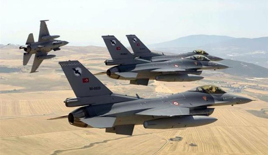 العراق يدين القصف التركي ويدعو الى الالتزام بحسن الجوار
