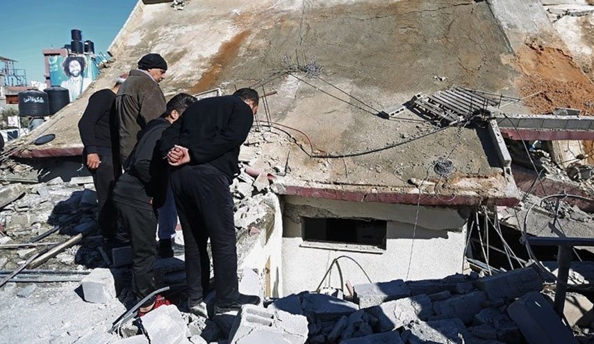رژیم صهیونیستی شهروند فلسطینی را مجبور به تخریب منزلش کرد