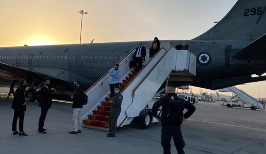 هواپیمای وزیر جنگ صهیونیستی از آسمان سعودی راهی بحرین شد