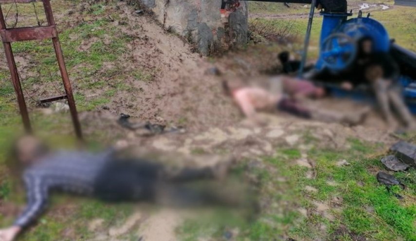 صور مروّعة.. تجمد 12 مهاجراً حتى الموت بالقرب من حدود تركيا مع اليونان!