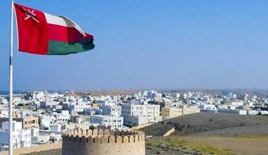 حملة إماراتية شرسة على سلطنة عمان.. والسبب!