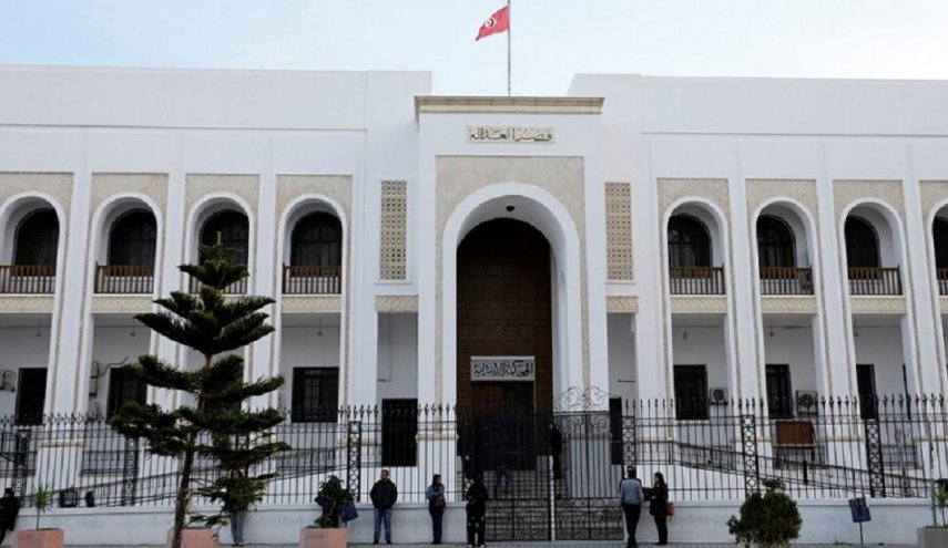 وزيرة العدل التونسية: الرئيس لن يحل المجلس الأعلى للقضاء
