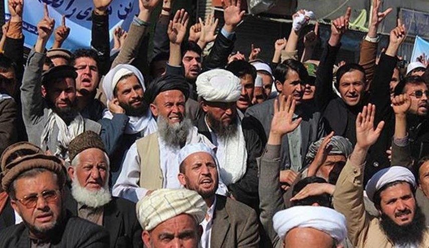 خشم ضد آمریکایی مردم افغانستان در واکنش به خبر مصادره اموال این کشور