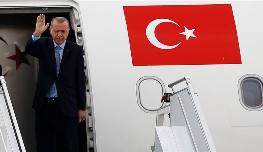 الرئيس الترکی يغادر  إسطنبول متوجها إلى أبوظبي