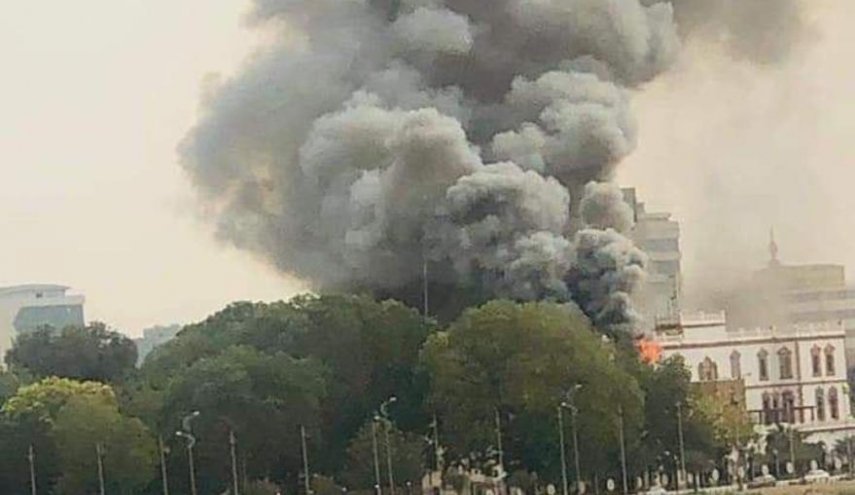 پارلمان سودان در آتش سوخت 
