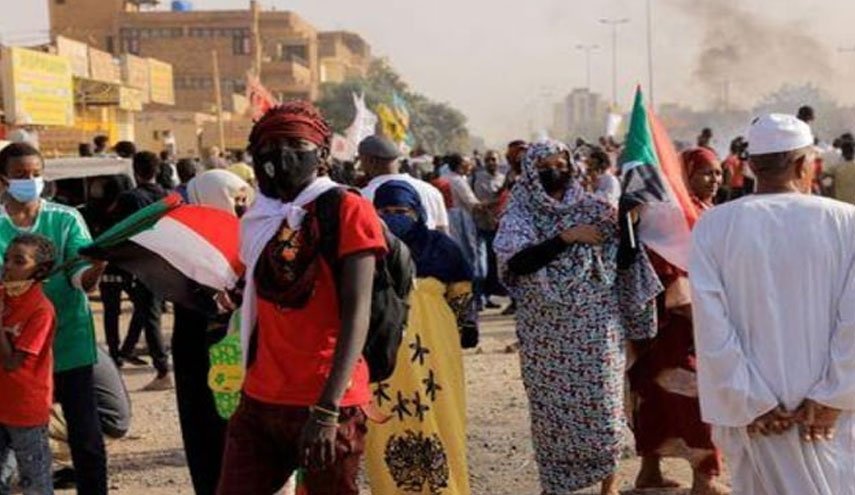 100 معتقل سوداني بينهم سياسيون بارزون يبدأون إضراباً عن الطعام