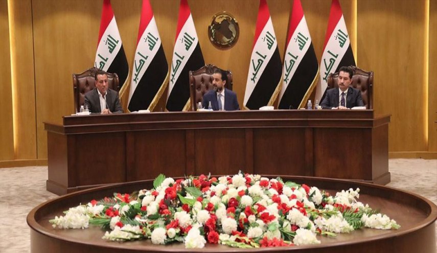 رئاسة البرلمان العراقي تجتمع مع رؤساء الكتل النيابية