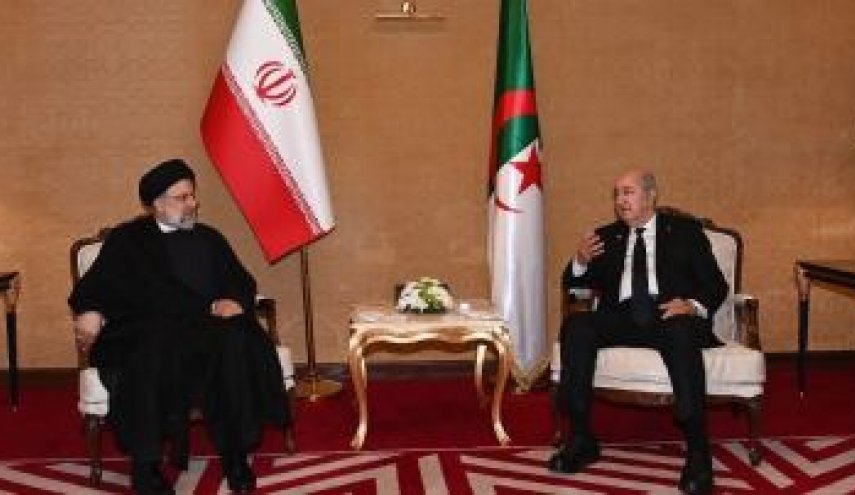 الرئيس الجزائري يلتقي 