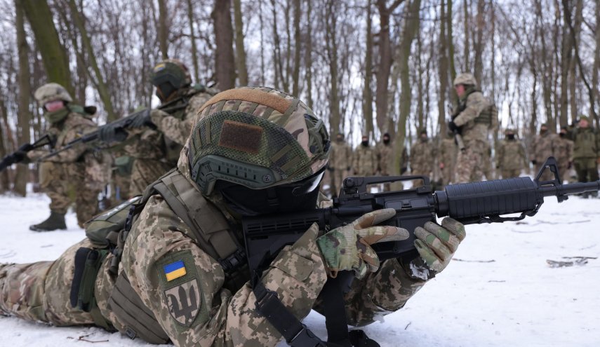 قوات دونيتسك: مستعدون لفتح ممر إنساني للعسكريين الأوكرانيين المحاصرين