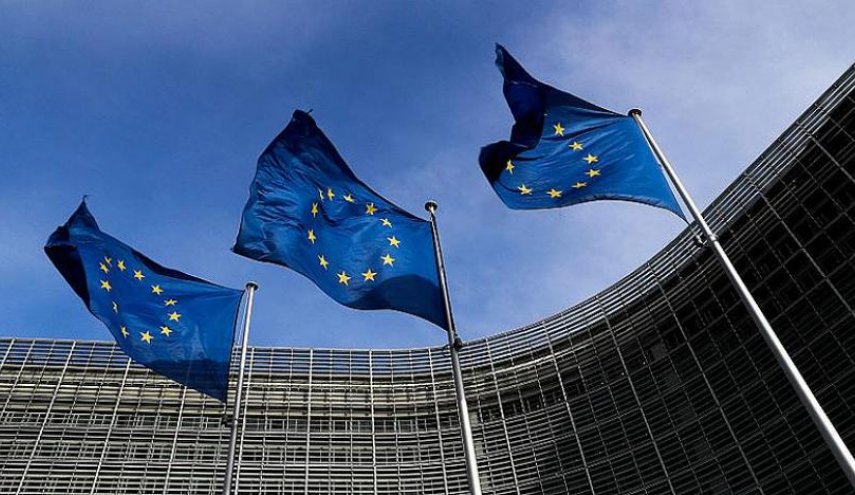 الاتحاد الأوروبي يمنع العمليات المرتبطة بإدارة احتياطيات وأصول المركزي الروسي