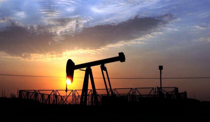 بعد الحظر الغربي ضد روسيا..أسعار النفط تقفز الى فوق 105 دولارات