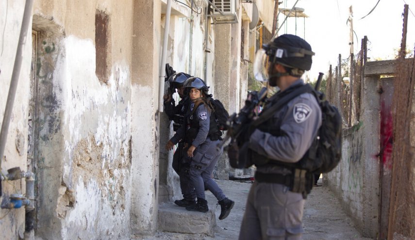 المحكمة العليا للاحتلال تجمد عمليات طرد عائلات حي الشيخ جراح
