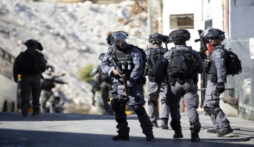 اصابة العشرات خلال مواجهات مع الاحتلال في الخليل ونابلس