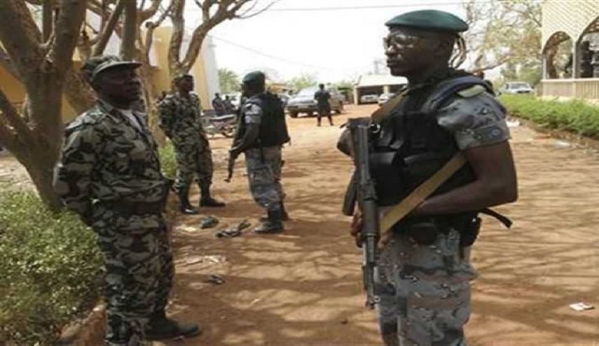 'مالي' تنفي قيام الجيش بــ'مذبحة جماعية' وسط البلاد