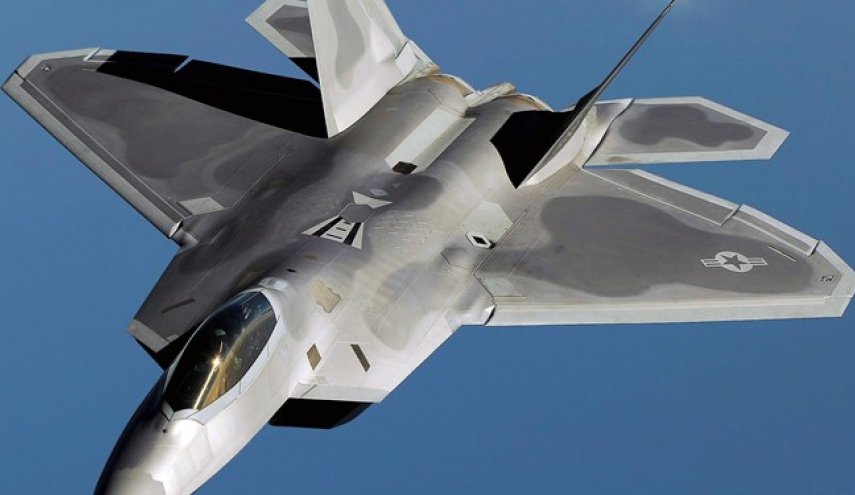 ترامپ: روسیه را با جنگنده‌‌های اف-22 با پرچم چین بمباران کنیم