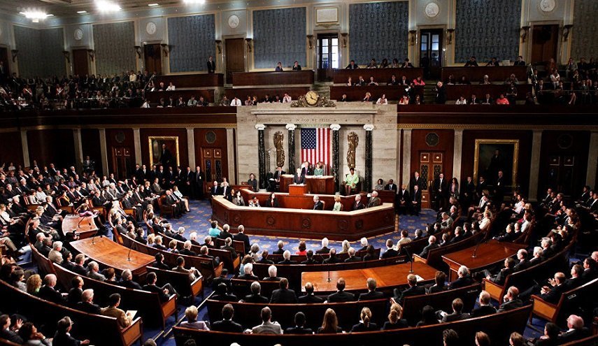الكونغرس الأمريكي يوافق على حزمة مساعدات قياسية لأوكرانيا