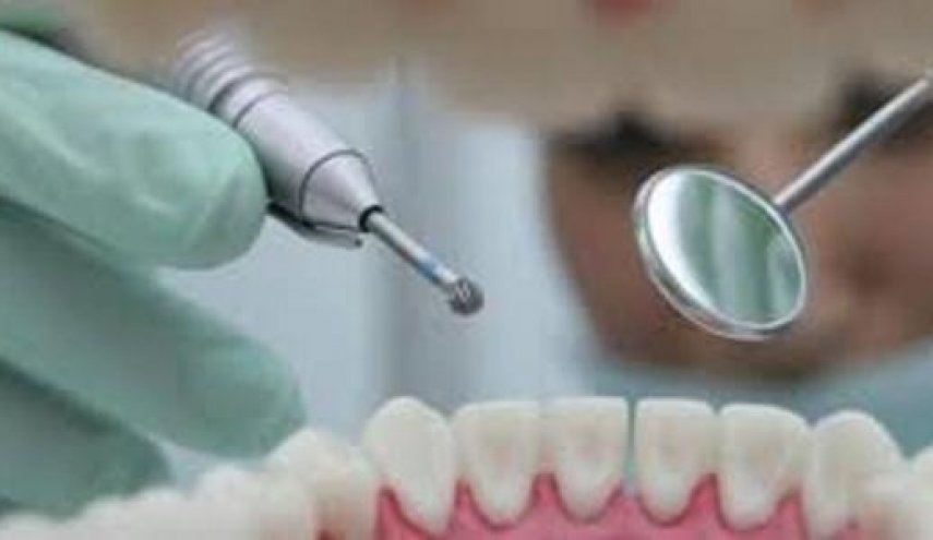 تحذير.. فيروس كورونا يؤثر على الأسنان واللثة
