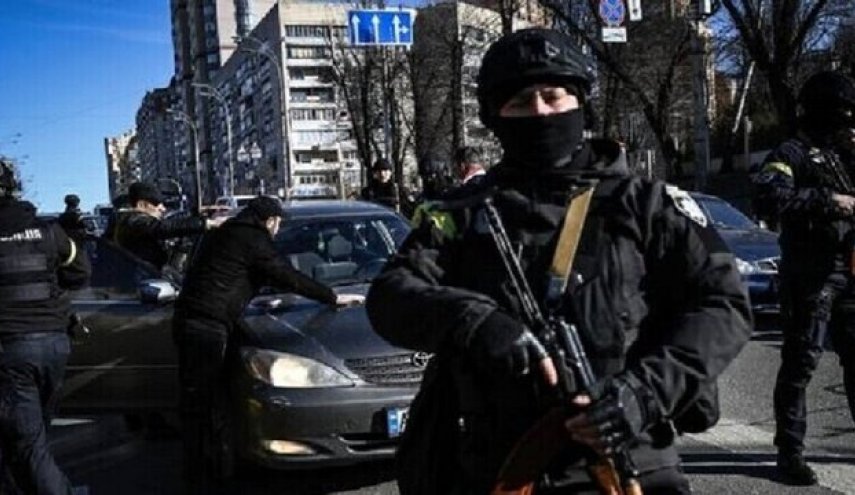 مسکو: کی‌یف در حال جذب تروریست‌های داعش از سوریه است