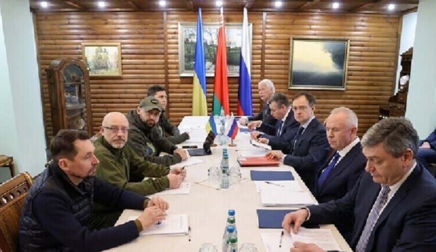 كييف تحدد موعد التوصل إلى اتفاق سلام مع روسيا
