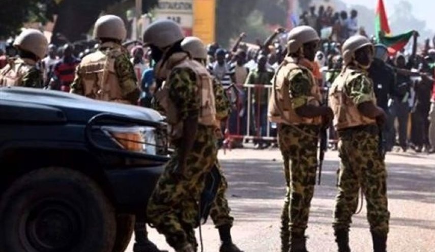 بوركينا فاسو.. مقتل 7 اشخاص على الأقل باشتباكات مع ارهابيين