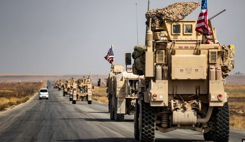 انتقال کاروان نظامیان آمریکا از حومه الحسکه به شمال عراق