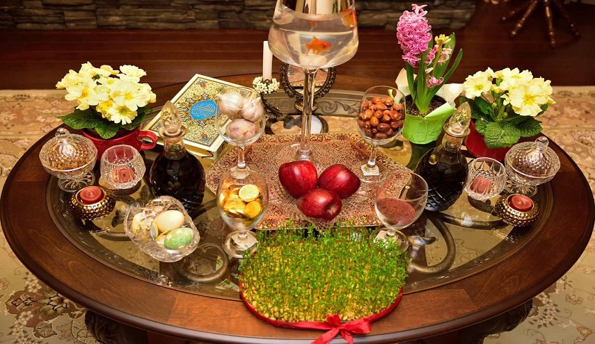 سفرة السينات السبع تجمع الإيرانيين على مائدة العيد