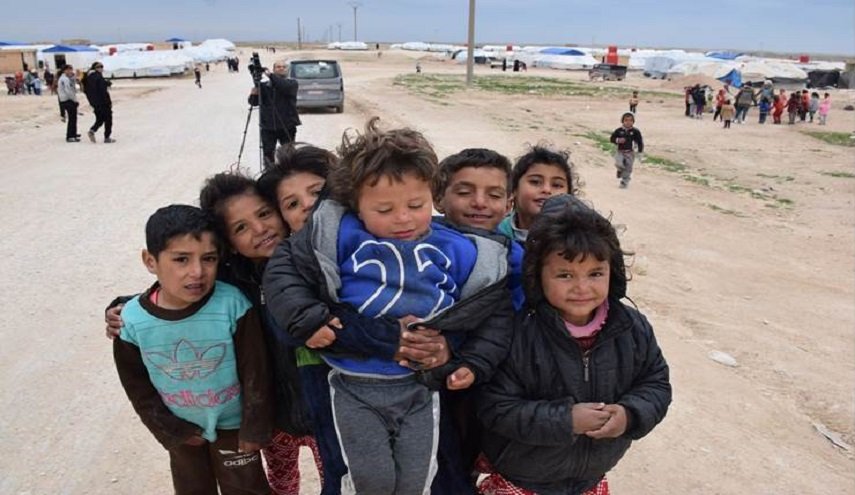 تحذيرات.. الأطفال العالقين قد يبقون 30 عاماً في مخيمات شمال شرق سوريا 