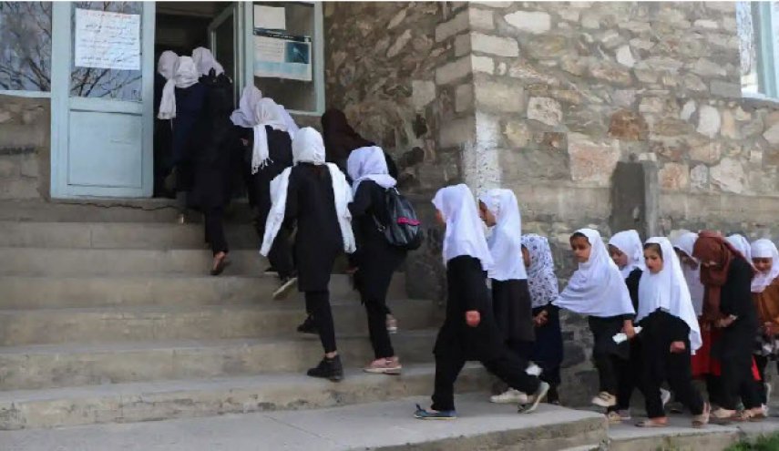 آمریکا و متحدانش به طالبان درباره بستن دبیرستان های دخترانه هشدار دادند