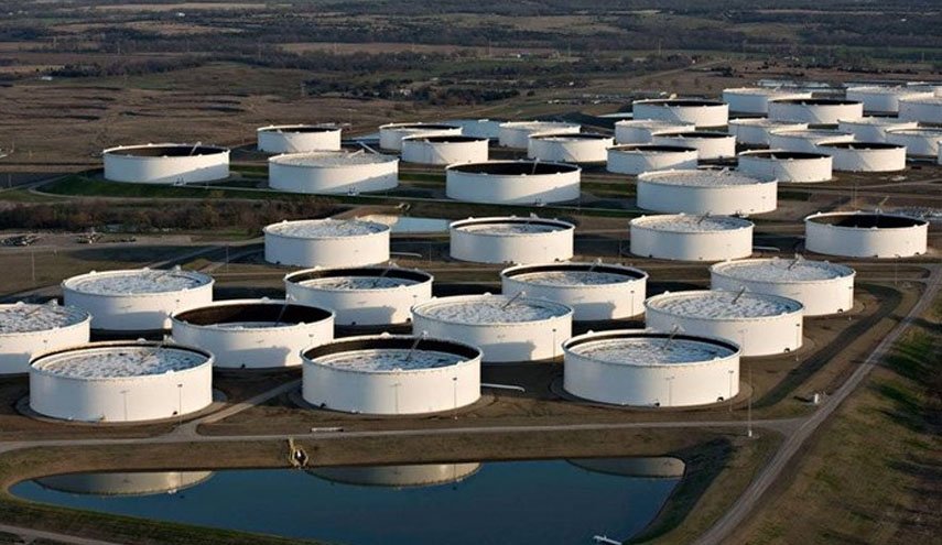 رویترز از احتمال فروش بیش از ۳۰ میلیون بشکه دیگر از ذخایر نفتی آمریکا خبر داد