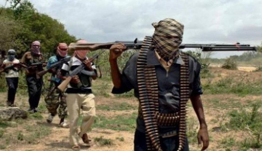 إحياء 'ذكرى دموية'.. 'الشباب' تهاجم قاعدة عسكرية بالصومال