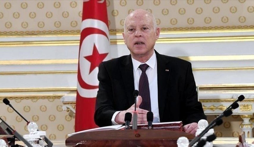 الرئيس التونسي: الدولة في حالة حرب ضد الفساد والخونة والعملاء