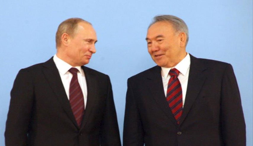 الرئيسان الروسي والكازاخي: نريد أوكرانيا محايدة وخالية من الأسلحة النووية