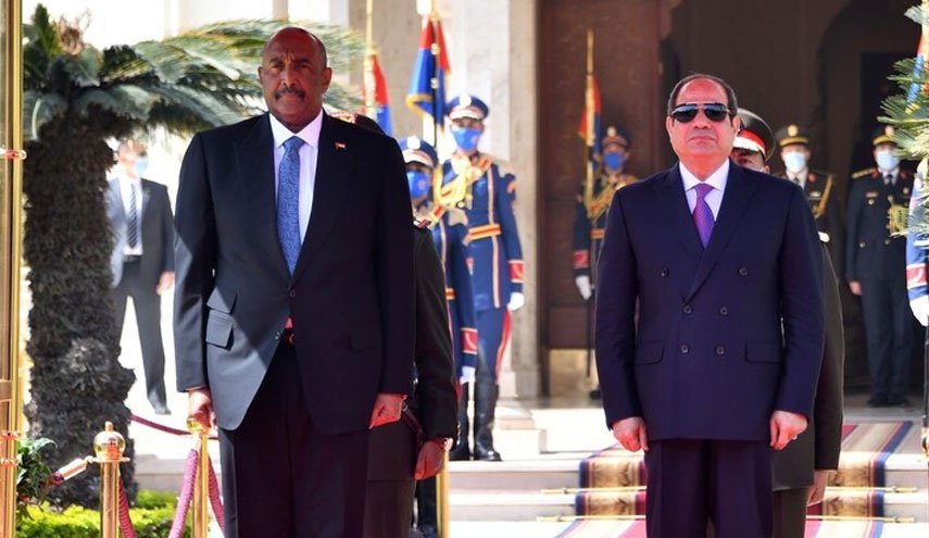 مصر تقرر إعفاء السودانيين من غرامات التأخير لتجديد الإقامة