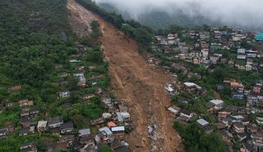 مقتل 14برازيليا بانهيارات طينية وأمطار غزيرة في ولاية ريو دي جانيرو