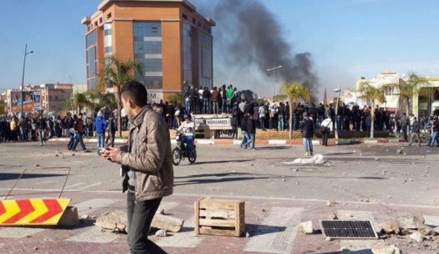 جرحى بمواجهات طلابية عنيفة فى إحدى جامعات المغرب!
