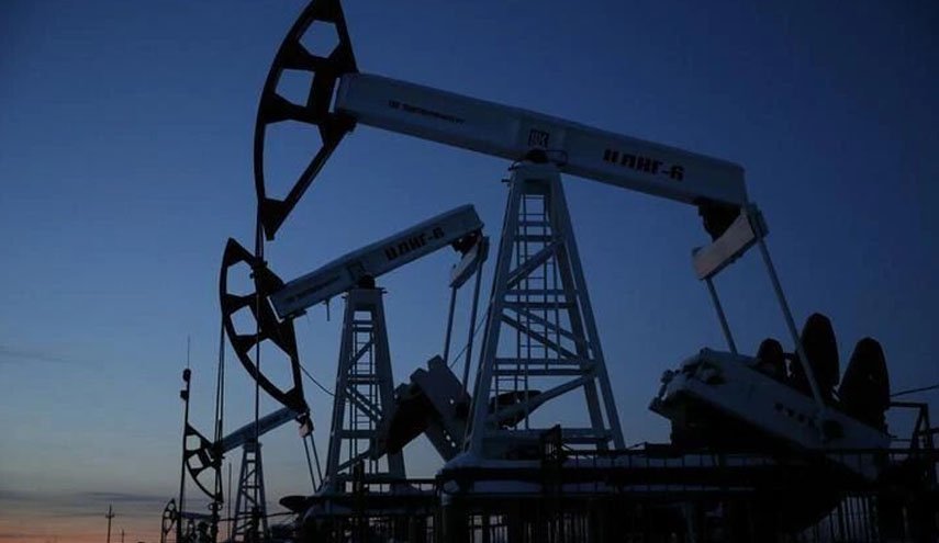 رویترز از رویگردانی پالایشگاه‌های هند از عربستان به سوی نفت روسیه خبر داد