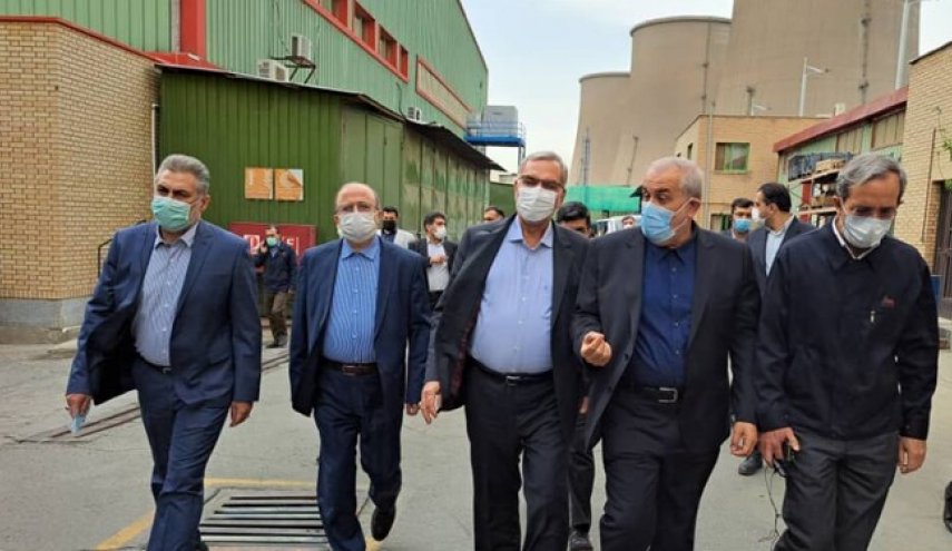 وزير الصحة الايراني: التصنيع المحلي للأدوات الطبية سيغني البلاد عن الاستيراد
