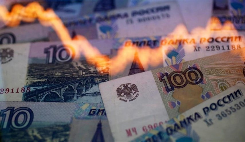 صحيفة: العقوبات الغربية ضد روسيا قد تقوّض الدولار وتغير النظام المالي العالمي