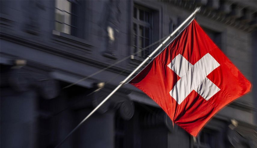 سويسرا تنضم إلى الحزمة الخامسة من العقوبات الأوروبية ضد روسيا وبيلاروس